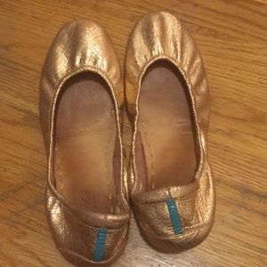 Rose gold Tieks size 8